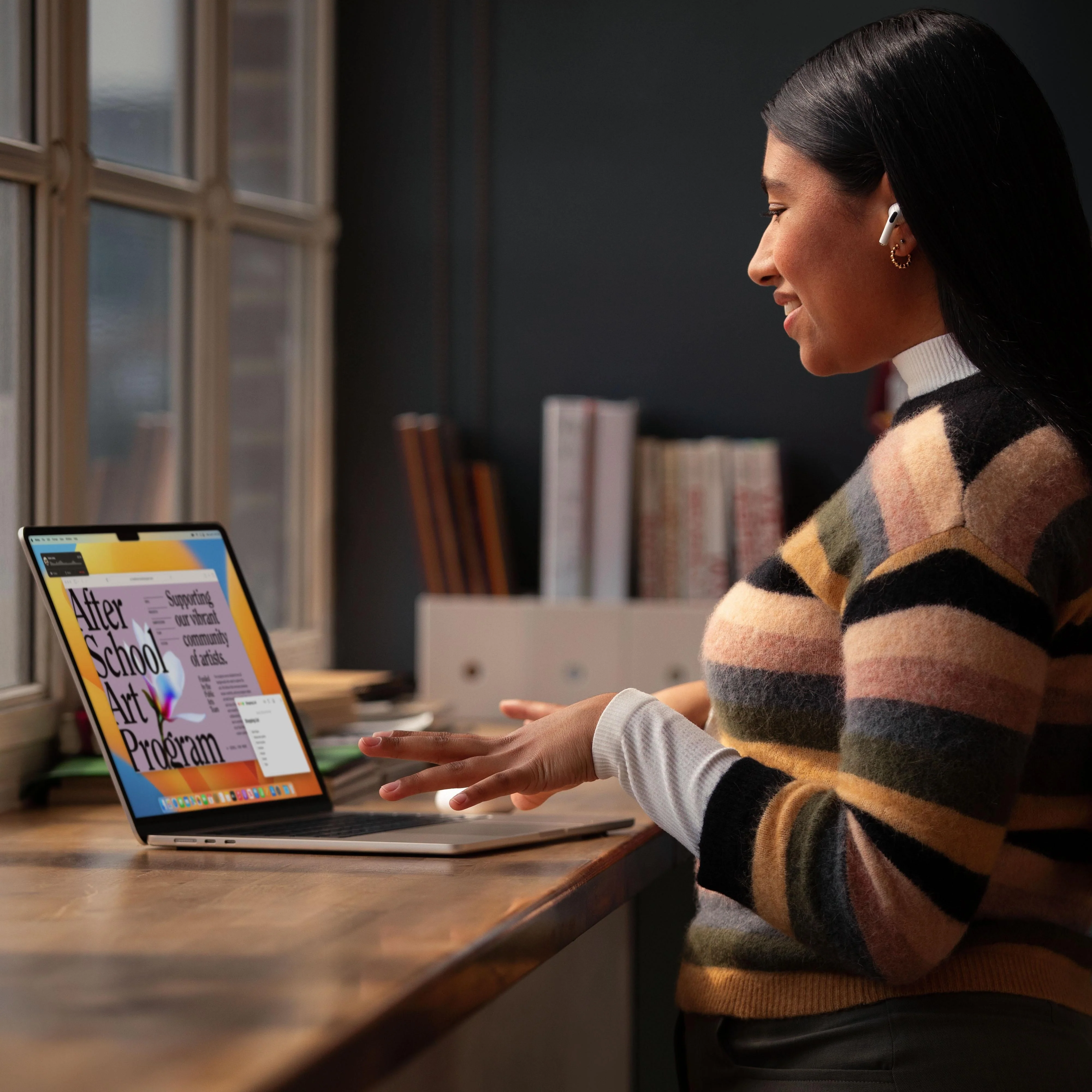 15-inch MacBook Air: Apple M2 chip with 8‑core CPU and 10‑core GPU, 512GB SSD - Space Grey - Image 11